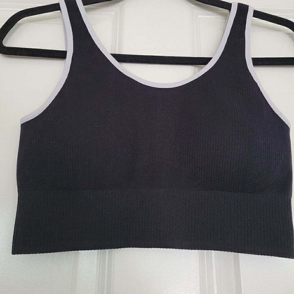 BCBG Maxazria Black Sports Racerback Bra with Removable Pads Sz M